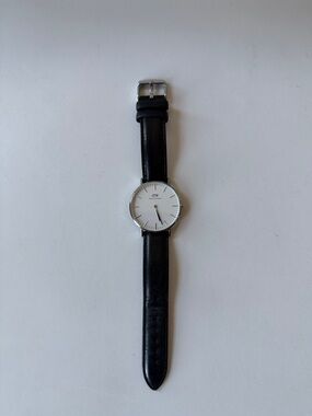 Daniel Wellington Classic Black Leather Strap Watch - Black & Silver